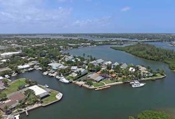 yacht club estates homes for sale